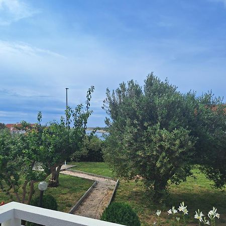 Apartments Donadic I, Caska نوفاليا المظهر الخارجي الصورة