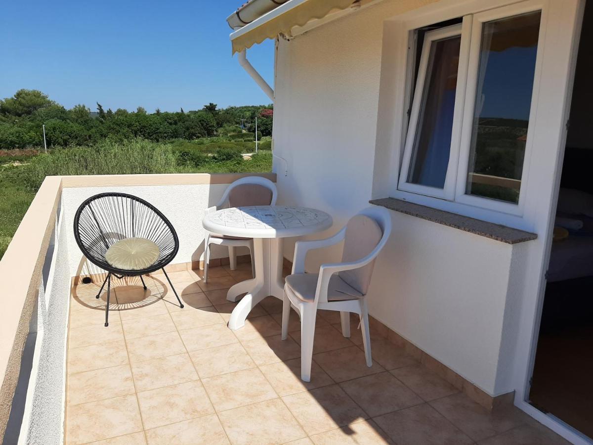 Apartments Donadic I, Caska نوفاليا المظهر الخارجي الصورة