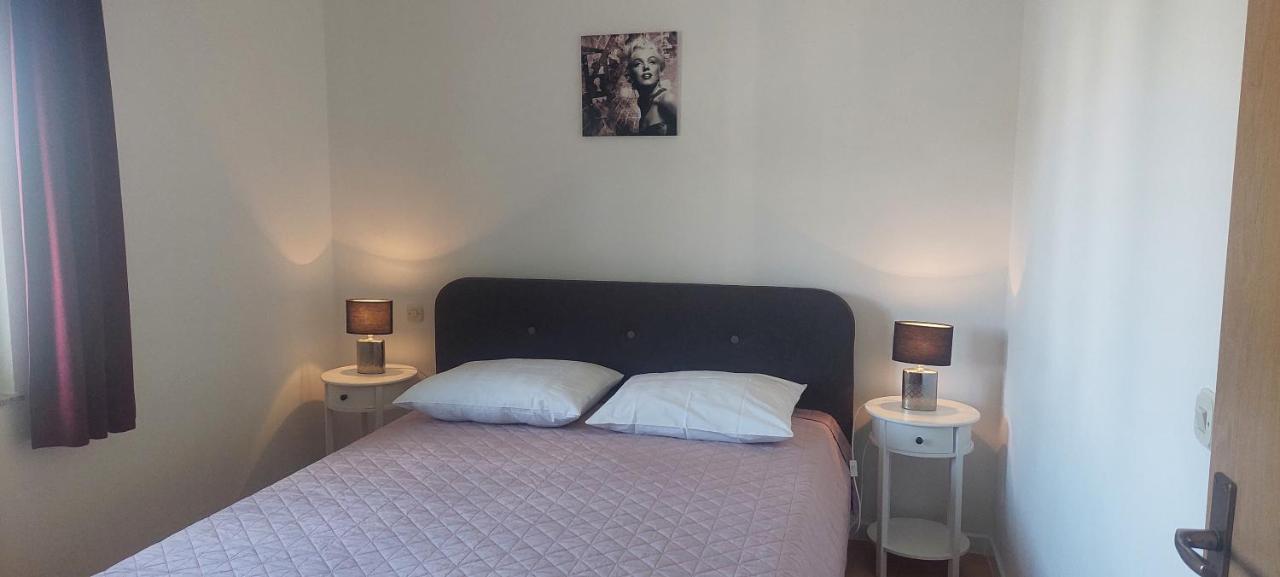 Apartments Donadic I, Caska نوفاليا المظهر الخارجي الصورة